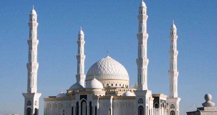 Trip to the Five Stans - Exploring the Wonders of Central Asia - Central Asia Travel LP  9