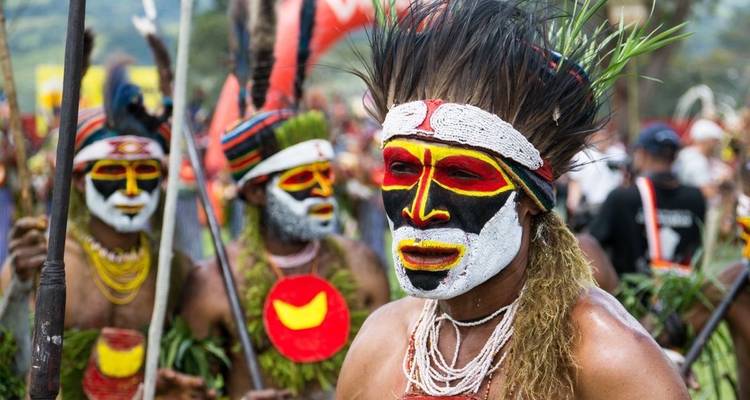 Espectáculo del Monte Hagen 2025 - Indigo Safaris 10