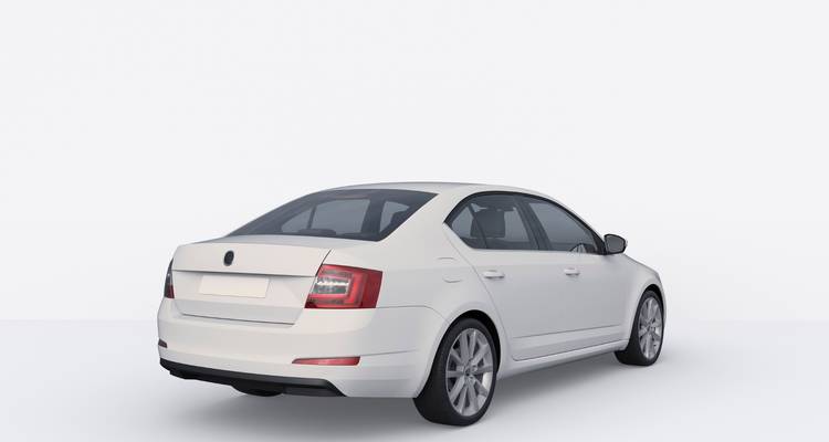 Een witte sedan getoond van achteren in een studio-omgeving.