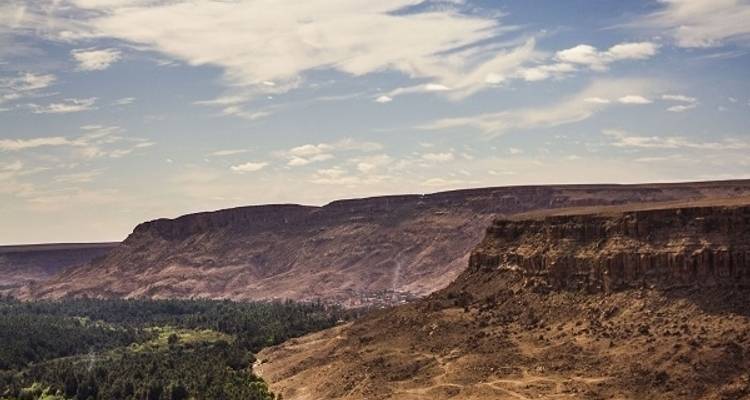 Von Marrakesch nach Tanger: Wüste, Fes, Chefchaouen und mehr Privatreise 6 Tage - Cultural Morocco Tours 10