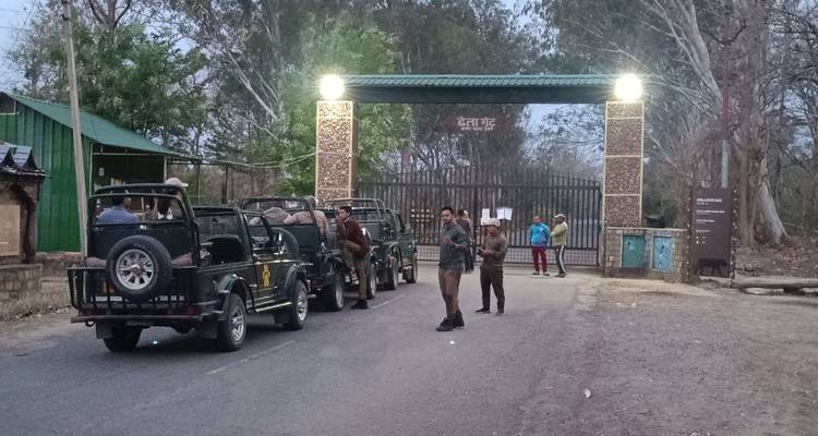 Circuito al triángulo de oro con el Parque Nacional de Jim Corbett - Alkof Holidays 1