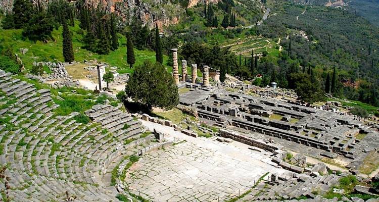 Circuit de 6 jours vers les châteaux mythiques du Péloponnèse, Olympie, Delphes, Météores - Private Tours Greece 3