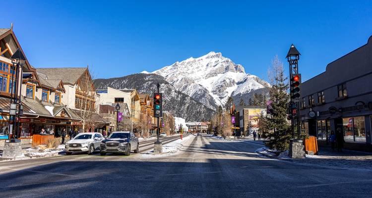 4-Day Rockies Winter Explorer Tour - West Trek Tours Inc. 3
