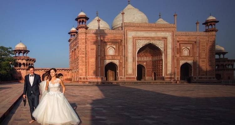 Desde Jaipur: Excursión de 2 días al Taj Mahal al amanecer con Fatehpur Sikri y traslado a Delhi - Travel Creators Of India 4