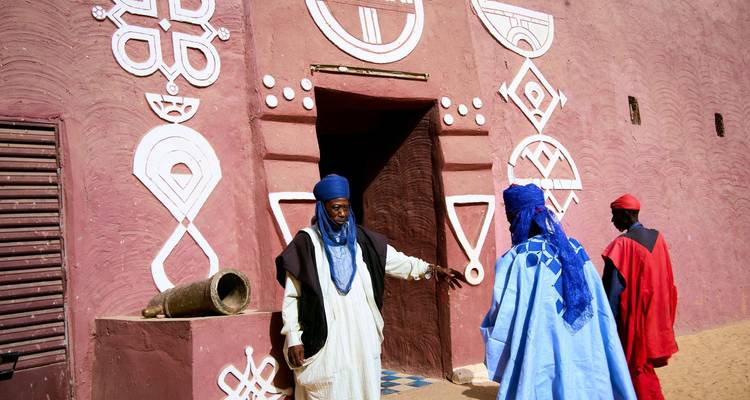Un voyage à travers la culture, les traditions et les sultanats historiques du Niger 9 jours/8 nuits - Across Africa Tours & Travel 1