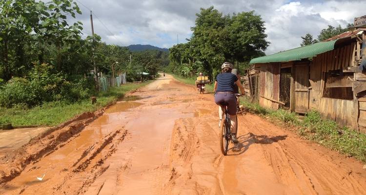 Circuit à vélo dans les hauts plateaux du centre 3 jours/3 nuits - Vietnam By Bike 4
