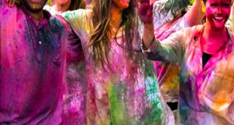 Célébration du festival Holi à Mathura-Vrindavan en Inde avec le circuit du Triangle d'Or 2026 - Memorable India Journeys 9