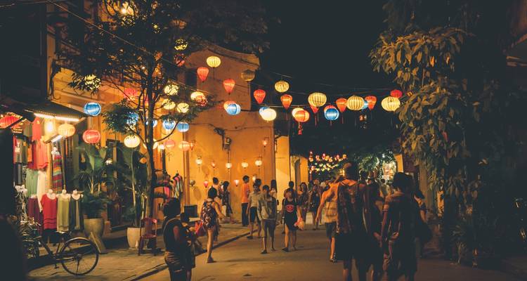 13 días El auténtico patrimonio de Vietnam y el pintoresco Puente de Oro - Hoi An Express 9