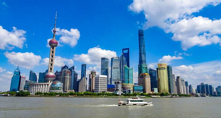 Horizon avec l'emblématique Tour de la Perle de l'Orient