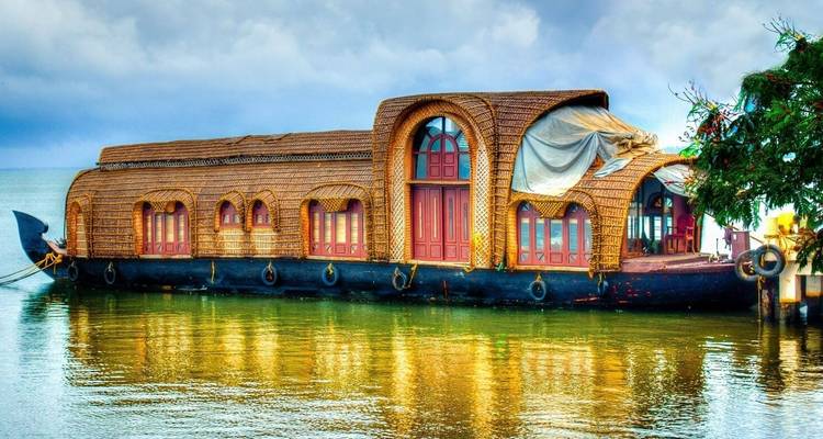 Kerala 9 Nights Special - Kerala Holiday Club 7