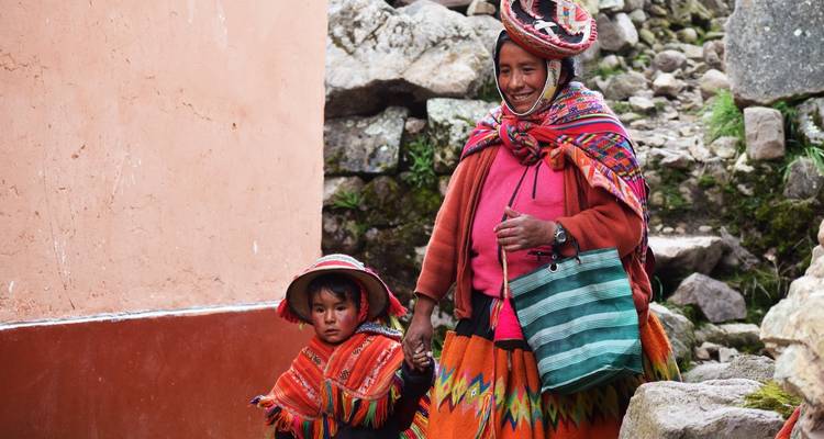 07 Day Sacred Valley + Lares trek to Machupicchu - Inkayni Peru Tours 3