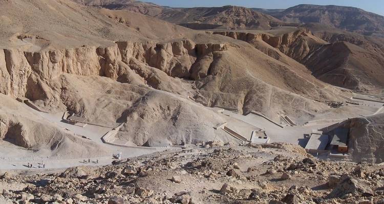 Circuito Egipto majestuoso descubre el Cairo, pirámides y crucero de lujo por el Nilo con vuelos Inc - Look at Egypt Tours  7