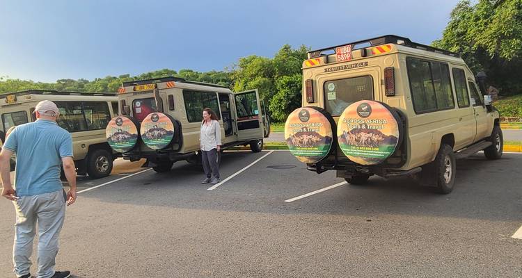 Safari por la fauna de las cataratas Murchison 3 días/2 noches (Comfort Plus) - Across Africa Tours & Travel 1