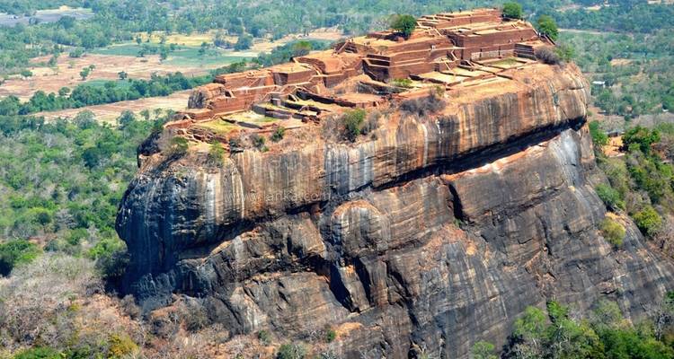 Le best- seller du Sri Lanka - Les merveilles du Sri Lanka - Swastik India Journeys 2