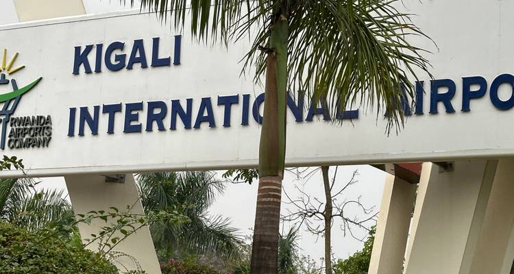 10 Day Rwanda Uganda Chimpanzee Trekking, Gorilla Tracking & Wildlife Tour - Safari 2 Gorilla Tours (U) Ltd 6