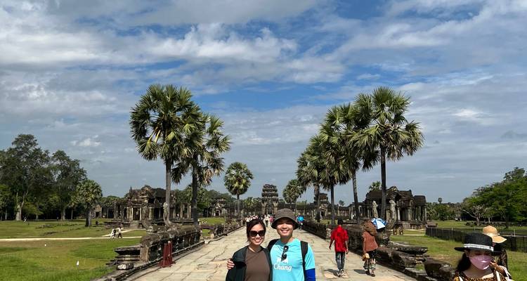 Angkor Sunrise Bike Tour & Surrounding of Archaeological Park - The Guide Cambodia Travel 4