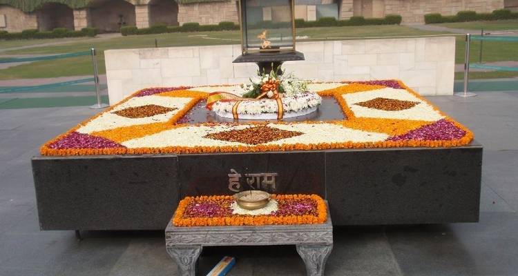 6 Days Golden Triangle Tour with Varanasi  with Taj Mahal Sunrise - Travelaera 8