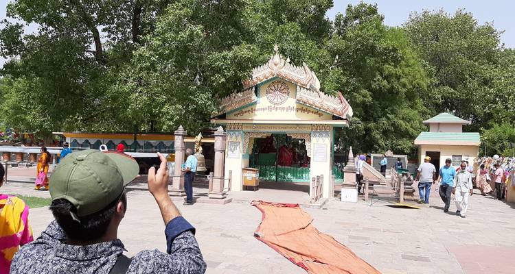 India Buddhist Pilgrimage Tour - Golden Triangle India Tours 1