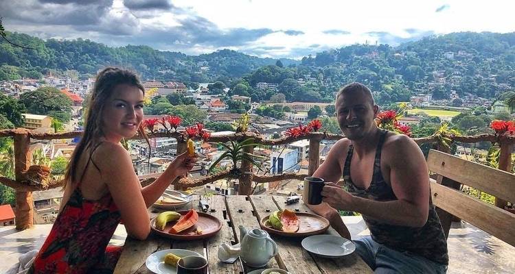 circuits de plusieurs jours au sri lanka 5 jours avec chauffeur privé, véhicule et hébergement H/B - Lanka Safe Tours 7