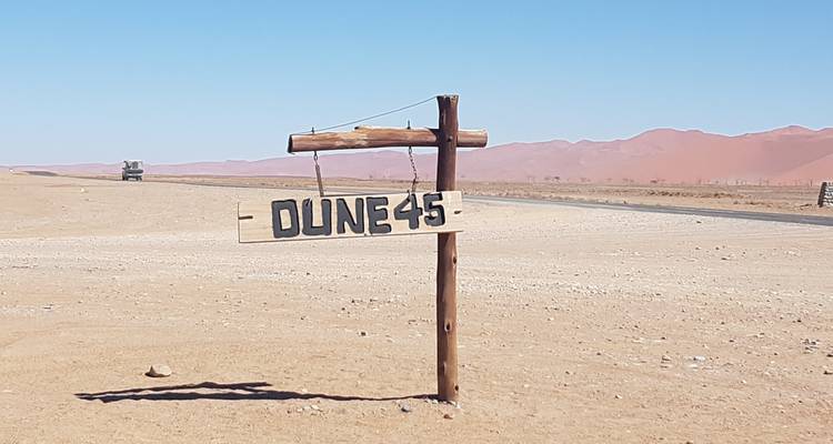 3 Days Sossusvlei Amazing Red Dunes | Private Guided Lodge - Motema Tours and Safaris 3