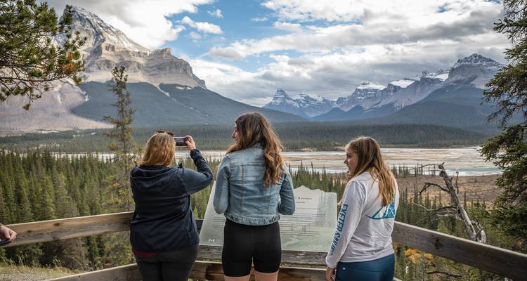 Athabasca - Lagos Moraine, Louise y Peyto - Moose Travel Network 9