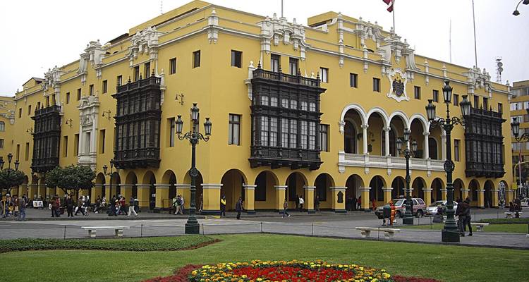 Explora las maravillas de Lima: circuito por la ciudad - Waman Adventures 1