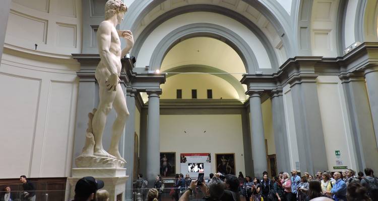 Authentic Luxury Italy : un voyage élégant à travers Rome et les collines toscanes - Exploro Tours 10