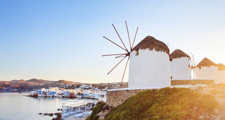 Explora Atenas, Mykonos y Santorini y alójate en hoteles de 4* - 3 actividades incluidas - Dot Travel 3