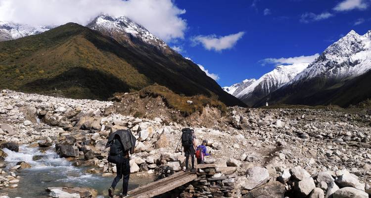Trek au Manaslu et dans la vallée de la Tsum - Alpine Luxury Treks Pvt Ltd 6