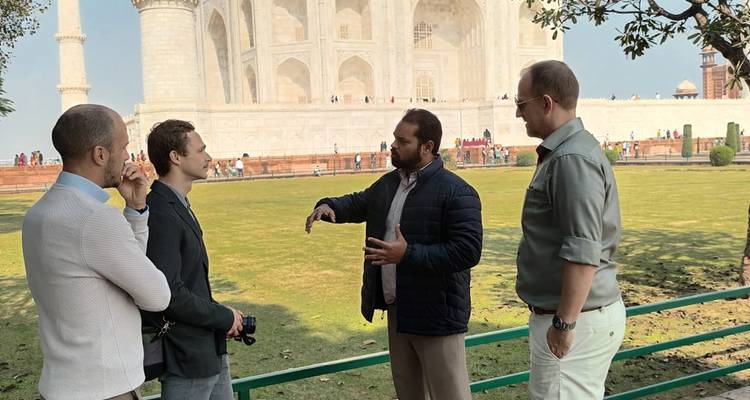 AGRA OVERNIGHT TOUR WITH 5 STAR HOTEL - Emperor Holidays 6