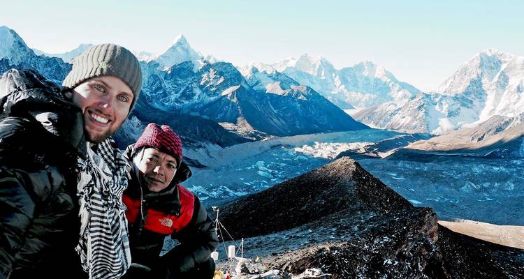Petit Trek du camp de base de l'Everest de Katmandou à Katmandou 11 jours - Scenic Nepal Treks & Expedition Pvt. Ltd 1