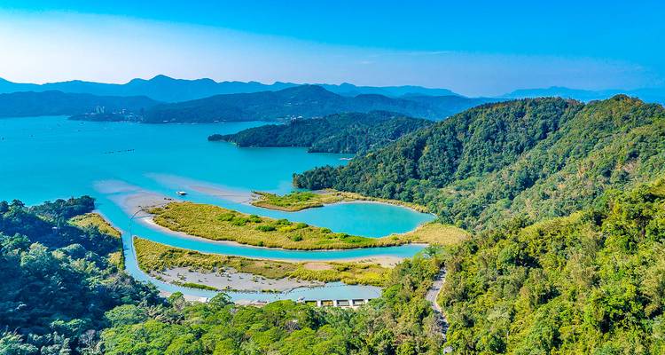 Tailor-Made Best Taiwan Tour with Daily Departure & Private Guide - Agate Travel 3