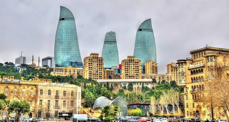 Circuit privé de 14 jours sur la Route de la Soie en Azerbaïdjan et en Ouzbékistan - Azerbaijan Guide 1