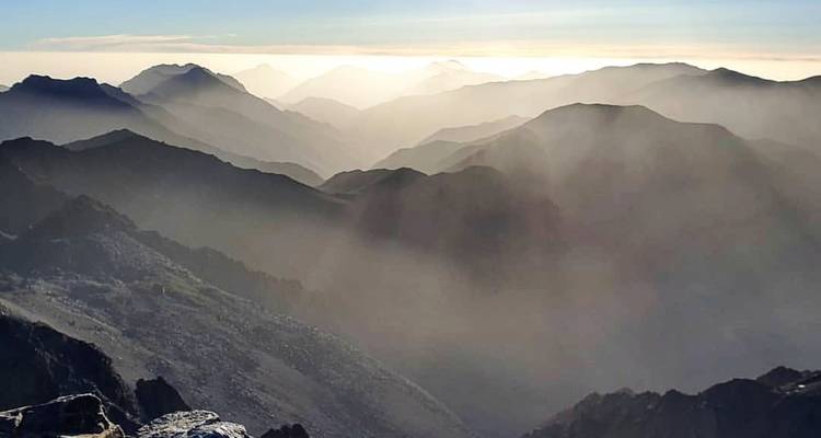 Rêves de sommets : randonnée de 2 jours vers le plus haut sommet du Maroc -  Amazigh Voyage 7