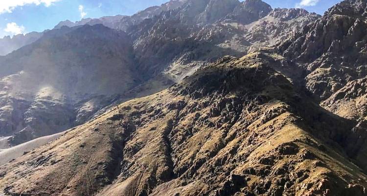 Rêves de sommets : randonnée de 2 jours vers le plus haut sommet du Maroc -  Amazigh Voyage 6