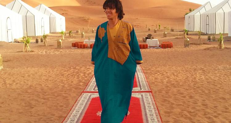 Trek profond de 7 jours à dos de chameau dans le désert du Sahara | Voyagez comme un vrai nomade du désert -  Amazigh Voyage 3