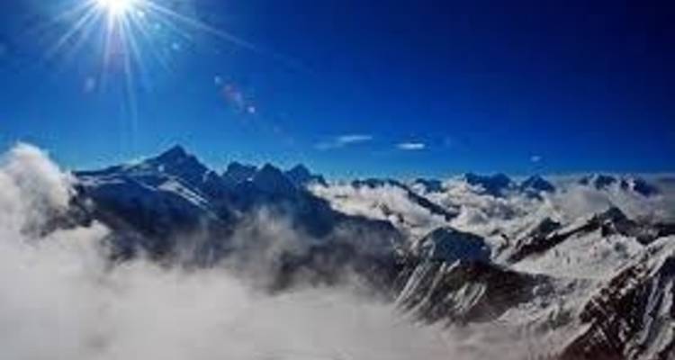 Ascensión al pico Saribung - 6.328 m - Sherpa Expedition & Trekking Pvt. Ltd. 2