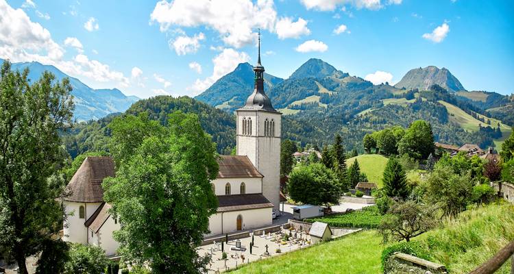 6-Day The Italian Lakes & Swiss Alps Explorer Small-Group Tour from Milan - Rabbie’s Small Group Tours 8