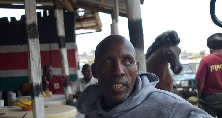 De Savannah aux lacs de Soda : 4 jours de safari en jeep 4X4 pour les budgets kenyans - Pam Tours and Travel  4