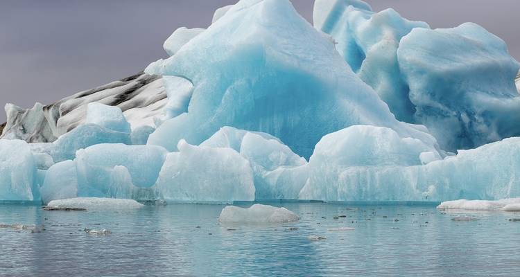 8 Day Around Iceland Winter Minibus Tour - Troll Expeditions 2