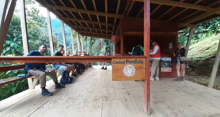 Lost City Trek & Cartagena 8 Days - GUIDEcuador Travel 4