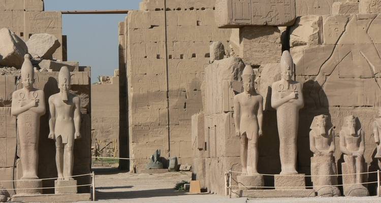 Vacaciones asequibles en Egipto: El Cairo - Luxor - Alejandría, Khan El Khalili 7 Días con vuelo /hotel/Guía - Egypt Direct Tours 10