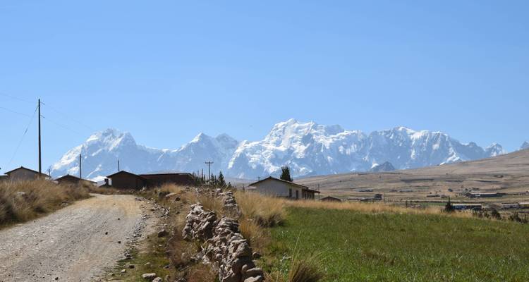 Excursionismo y escalada: Nevado Qampa - 2 días - Unu Raymi Expeditions 1
