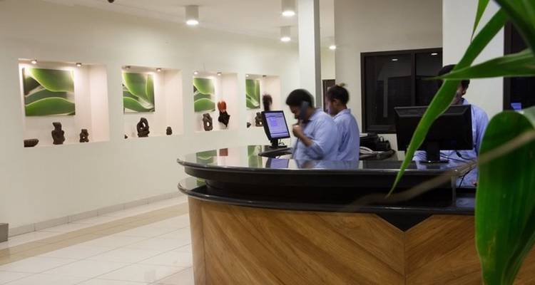 Espectáculo del Monte Hagen - Hotel Highlander Agosto 2025 - Indigo Safaris 4
