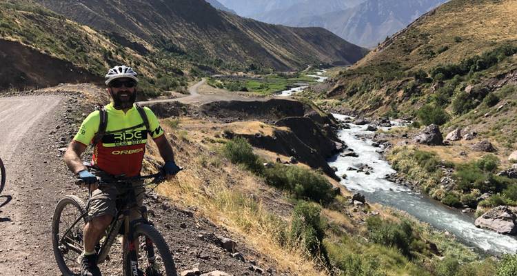 The Andes cross – Vergara Pass - MTB Tours 2