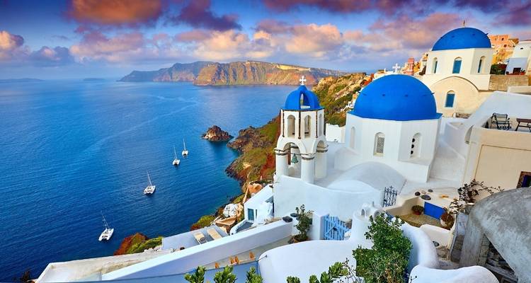 Circuit de 9 jours à Milos, Santorin et Mykonos, un circuit relaxant sur les îles grecques - Private Tours Greece 7