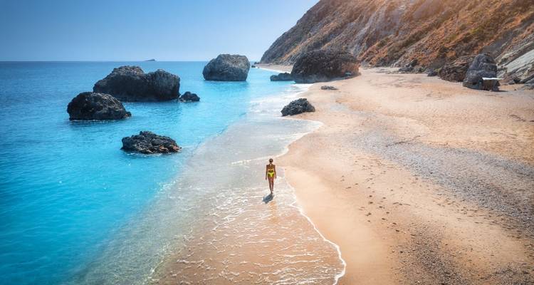 4 Day Tour in Paros, Santorini, Mykonos an Amazing Greek Islands Hopping - Private Tours Greece 10