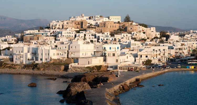 Circuit de 16 jours à la découverte des îles : Milos, Santorin, Koufonisia, Naxos, Paros, Mykonos - Private Tours Greece 3