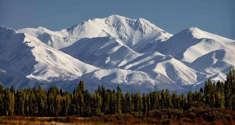 13-Day South America: Mountains & Beaches - Tangol Tours 9