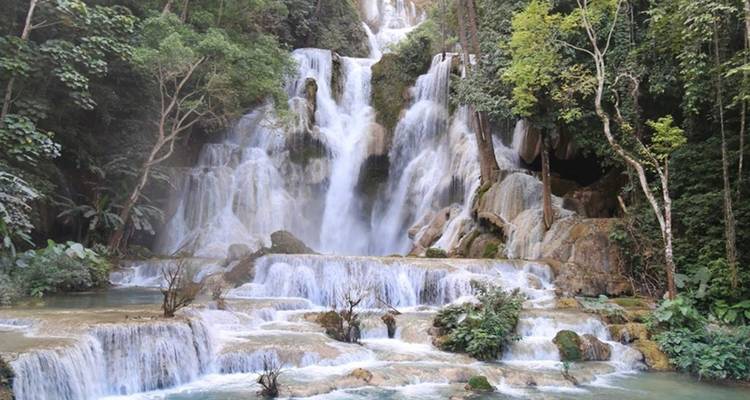 LUANG PRABANG EXPERIENCE 4 DAYS 3 NIGHTS - PRIVATE TOUR - Asia Focus Travel 1